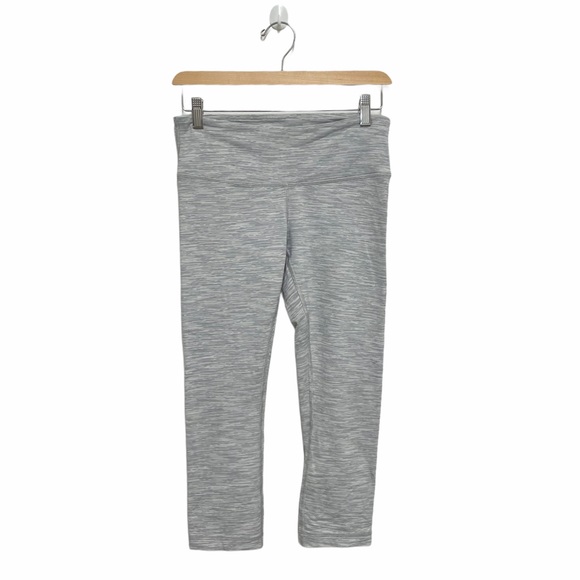Lululemon Grey Cropped Leggings Size 6 - Picture 1 of 6